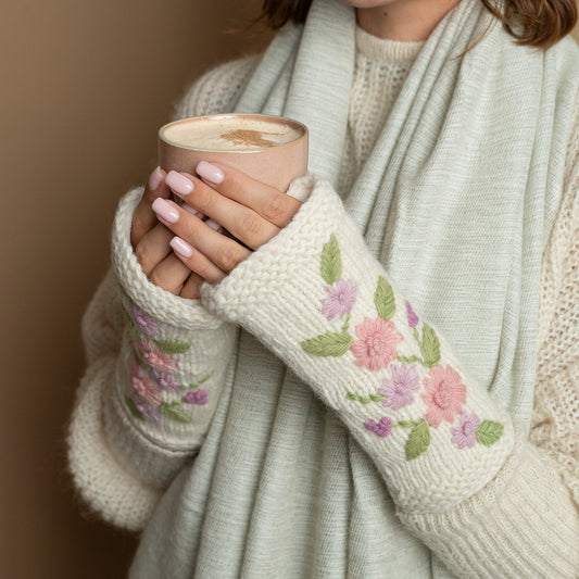 Handwarmers Flowers Crème
