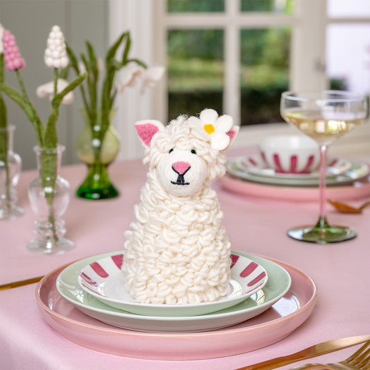 Vilten decoratie schaap met margrietje