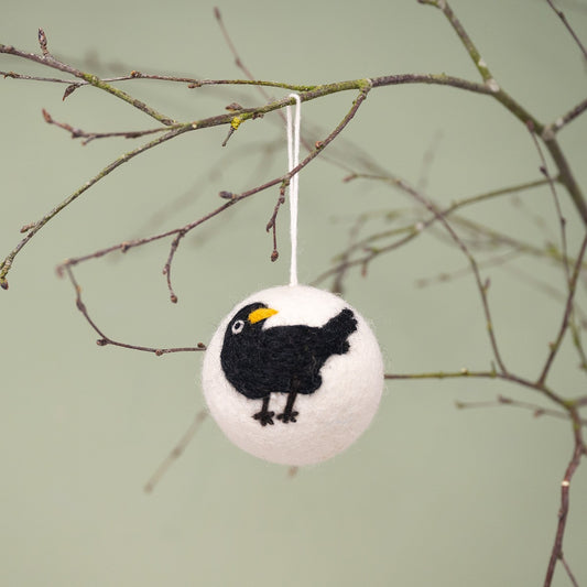 Vilten hanger bal merel