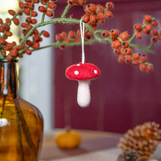 Vilten hanger paddenstoel rood medium