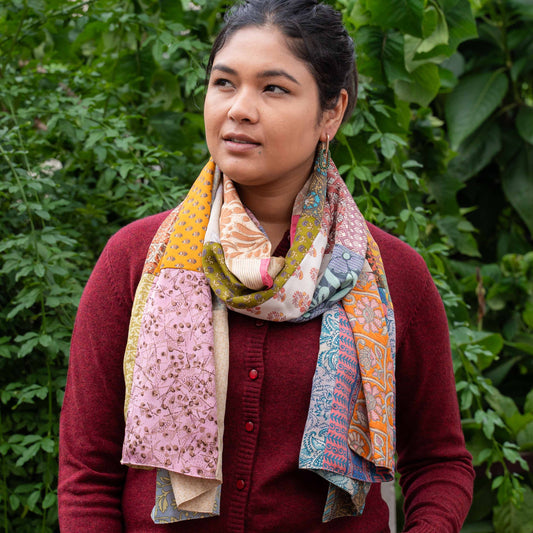 Vilten sarisjaal patchwork aardetinten