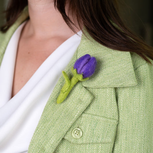 Vilten broche tulp pleun
