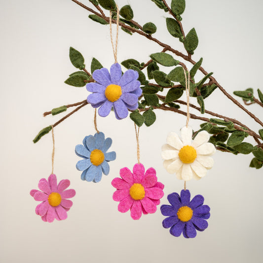 Vilten hanger margrietje violettinten assorti 6 st.