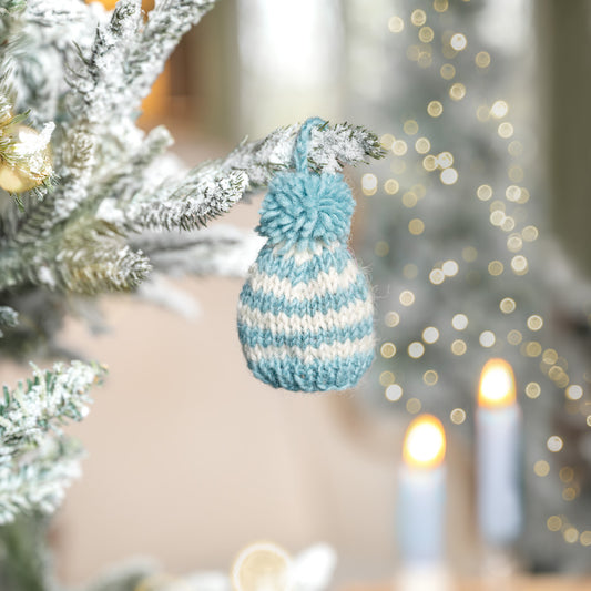 Hanger Muts Pompom IJsblauw van vilt