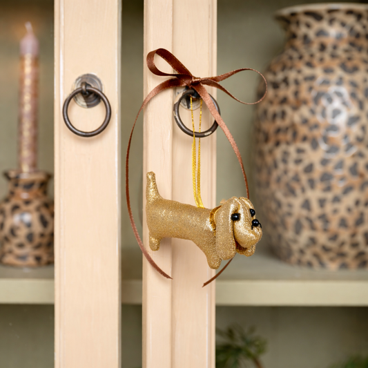 Vilten hanger teckel goud