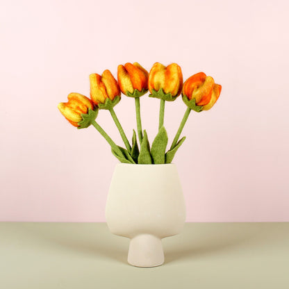 Detailfoto van vilten tulp olivia