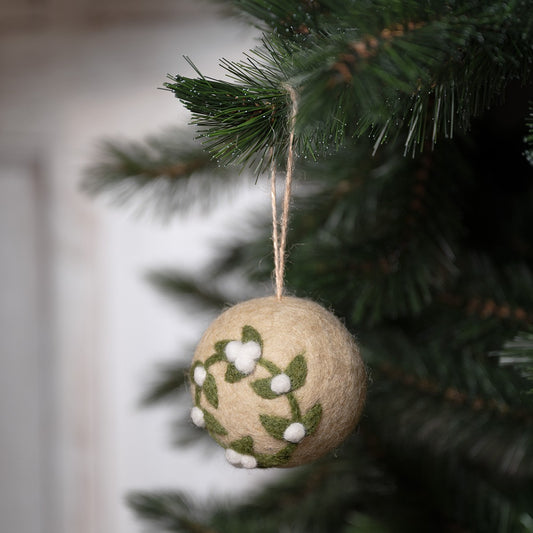 Vilten kerstbal mistletoe krans large