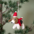 Anhänger: Hund mit Weihnachtsmannmütze