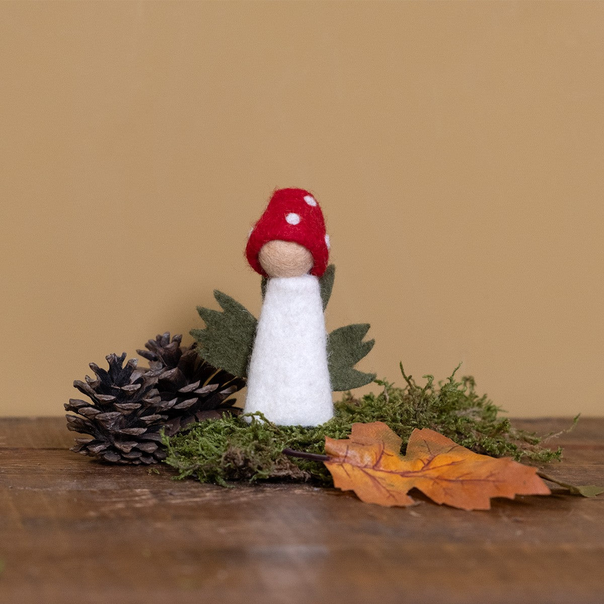Detailfoto van vilten vingerpopje paddenstoel 3d