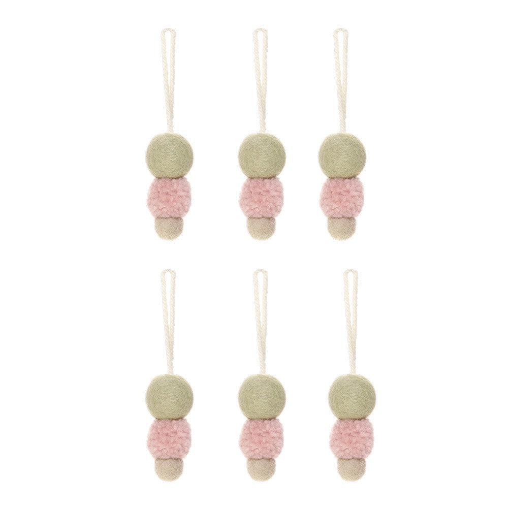 Detailfoto van vilten hanger viltballetjes en pompoms roze-groen 6 st.