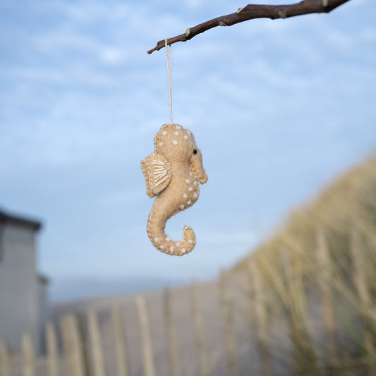 Hanger Sealife Seahorse Beige
