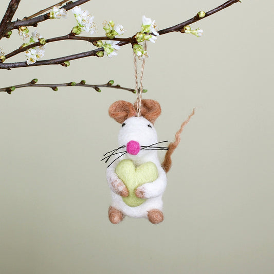 Vilten hanger muis met hart geel