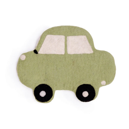 Detailfoto van vilten muurhanger auto lichtgroen