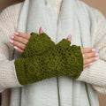 Handwarmers Granny Square Legergroen