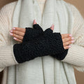 Handwarmers Granny Square Zwart
