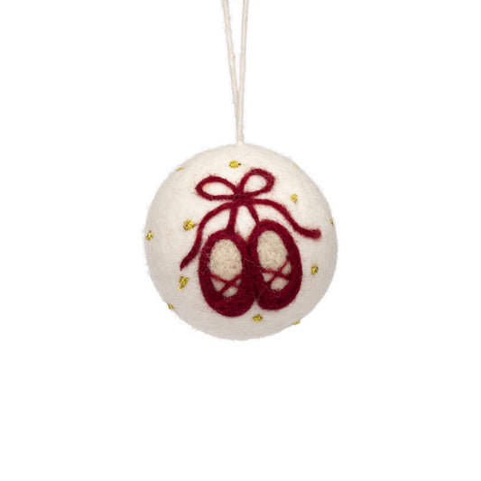 Detailfoto van vilten hanger bal spitzen rood