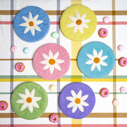 Detailfoto van vilten onderzetter 10 cm margrietje assorti 6 st.