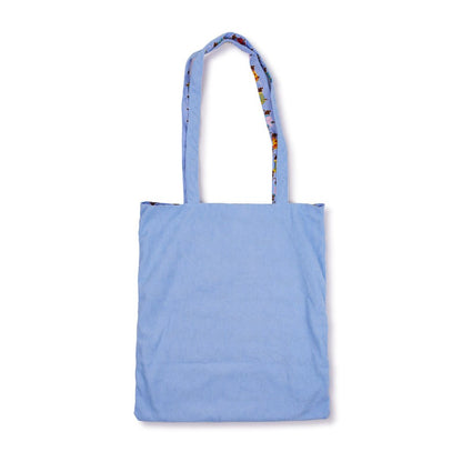 Detailfoto van vilten totebag teckel lichtblauw
