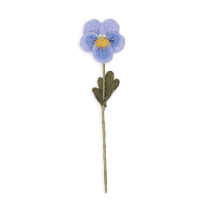 Detailfoto van vilten viooltje lichtblauw