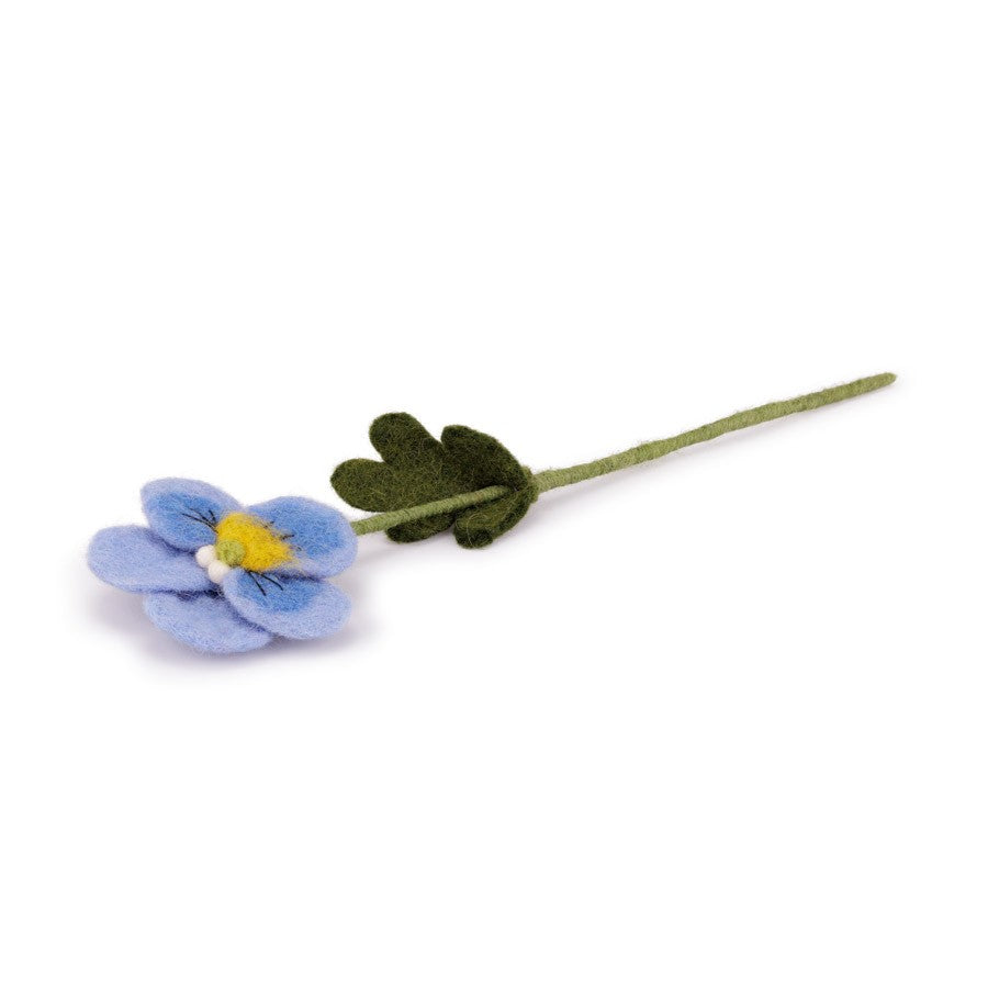 Detailfoto van vilten viooltje lichtblauw