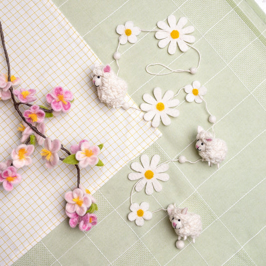 Viltslinger Schaap met Margrietjes