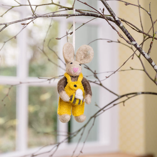 Hanger Haas Imker met Bijtje