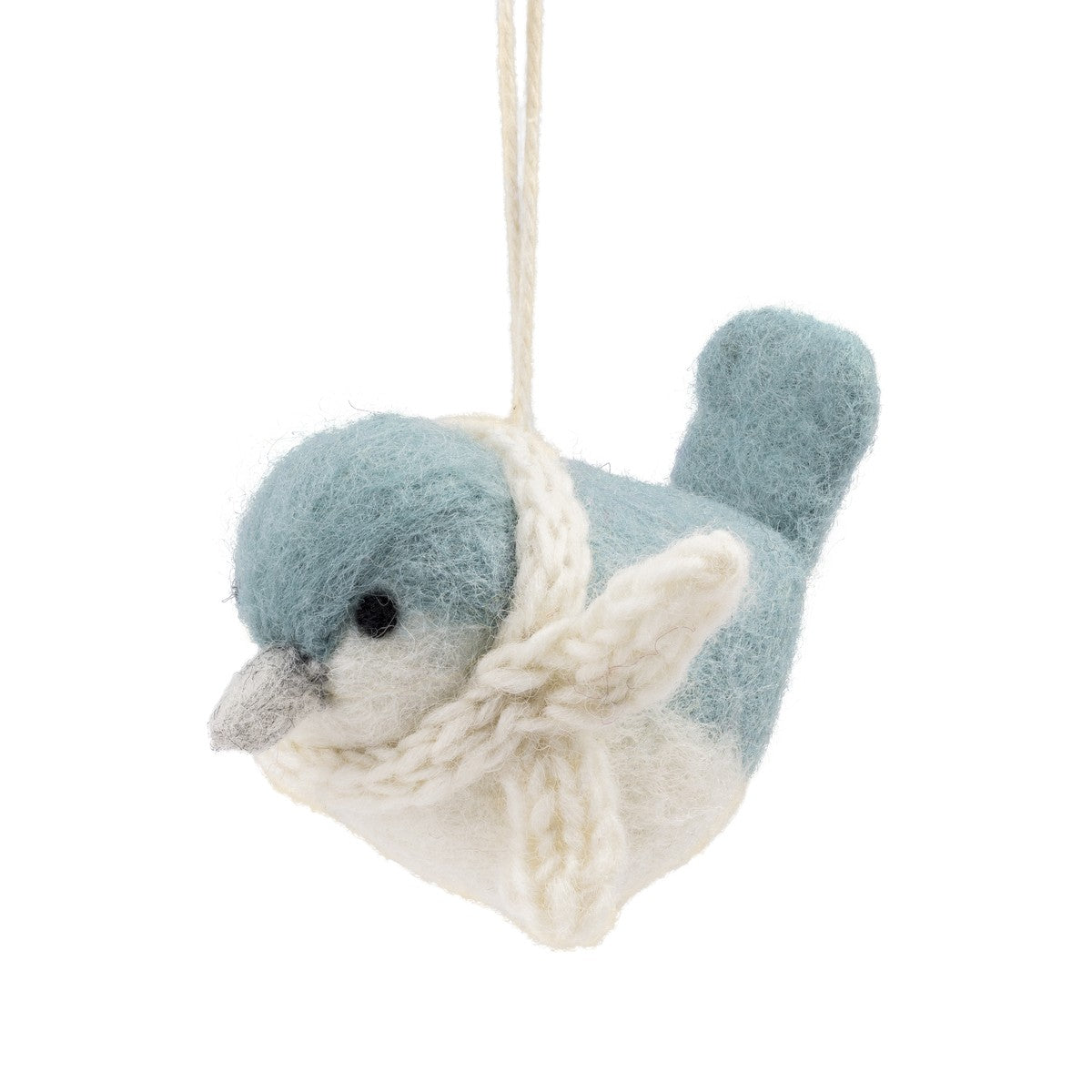 Detailfoto van hanger vogeltje ijsblauw van vilt
