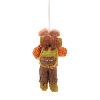 Detailfoto van vilten hanger muis wandelaar cognac
