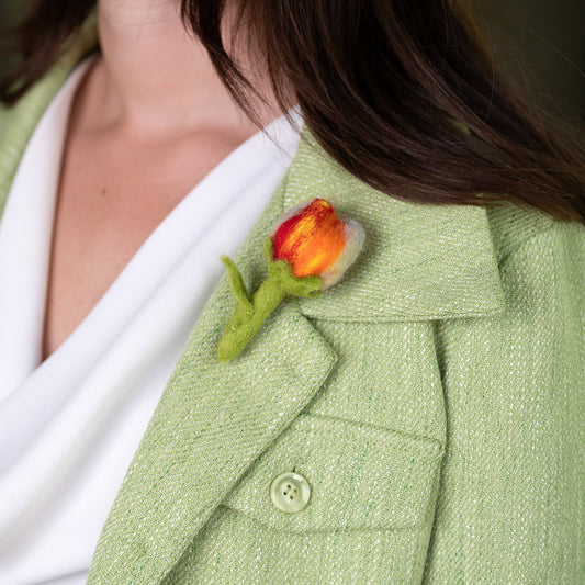 Vilten broche tulp riva