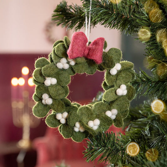 Vilten hanger krans mistletoe met strik