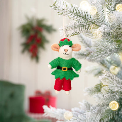 Detailfoto van vilten hanger muis kerstelf