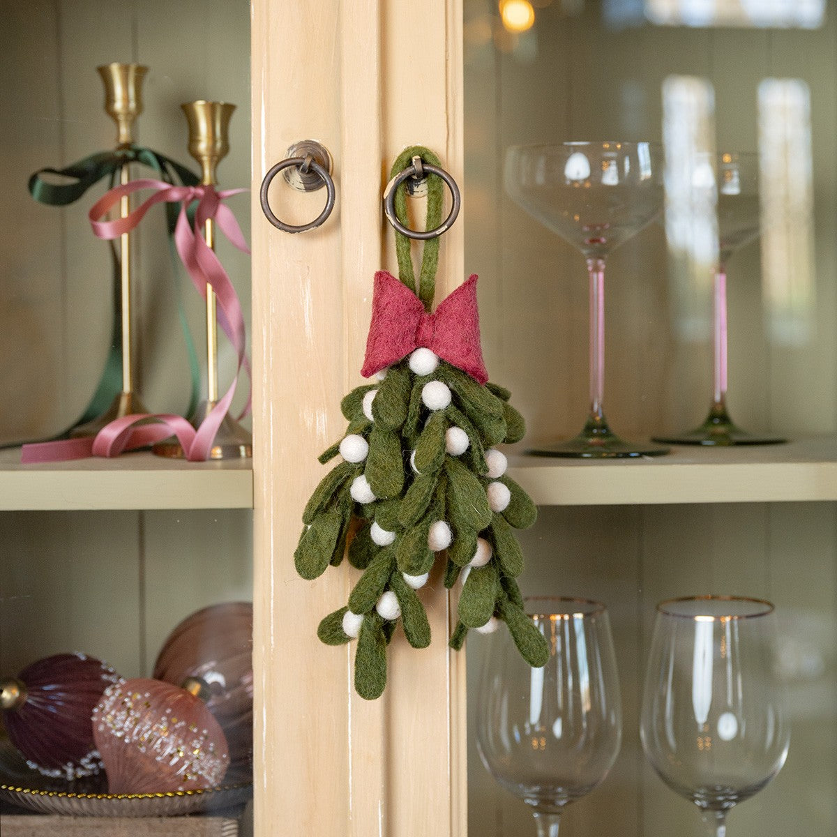 Vilten hanger mistletoe met strik xl
