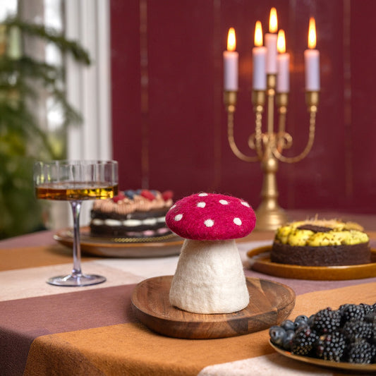 Vilten decoratie paddenstoel indian summer burgundy