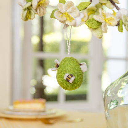 Hanger Ei Bijtjes Lichtgroen