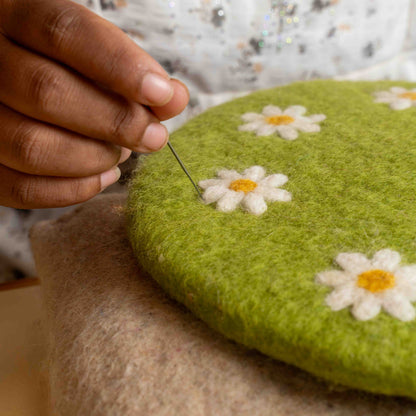 Onderzetter 25 cm Margrietjes Lichtgroen