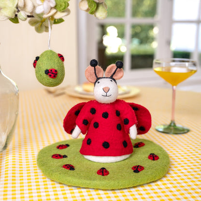 Hanger Ei Lieveheersbeestjes Lichtgroen