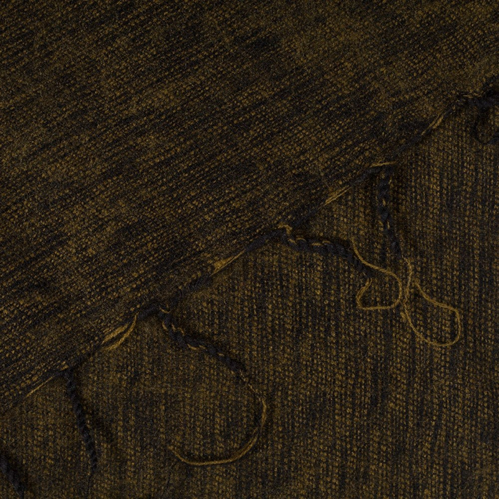 Detailfoto van sjaal mosgroen