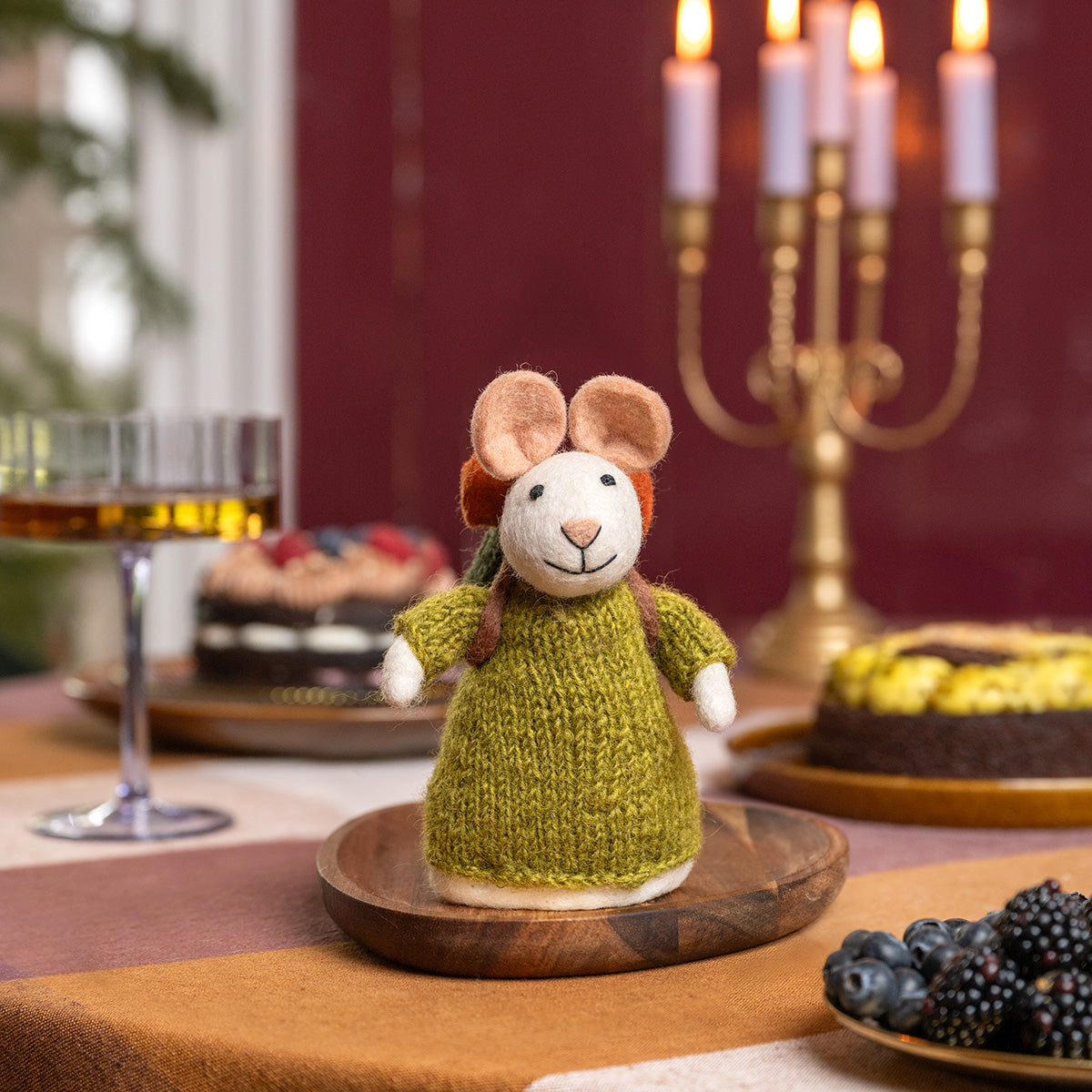 Decoration Mouse Hiker Light Green