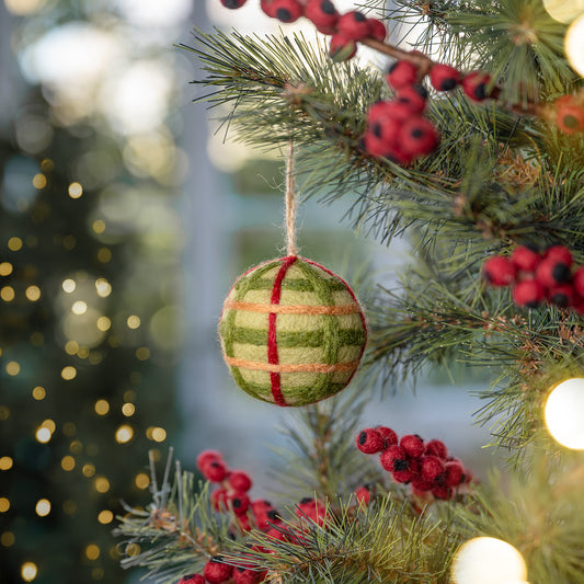 Vilten hanger bal ruit lichtgroen
