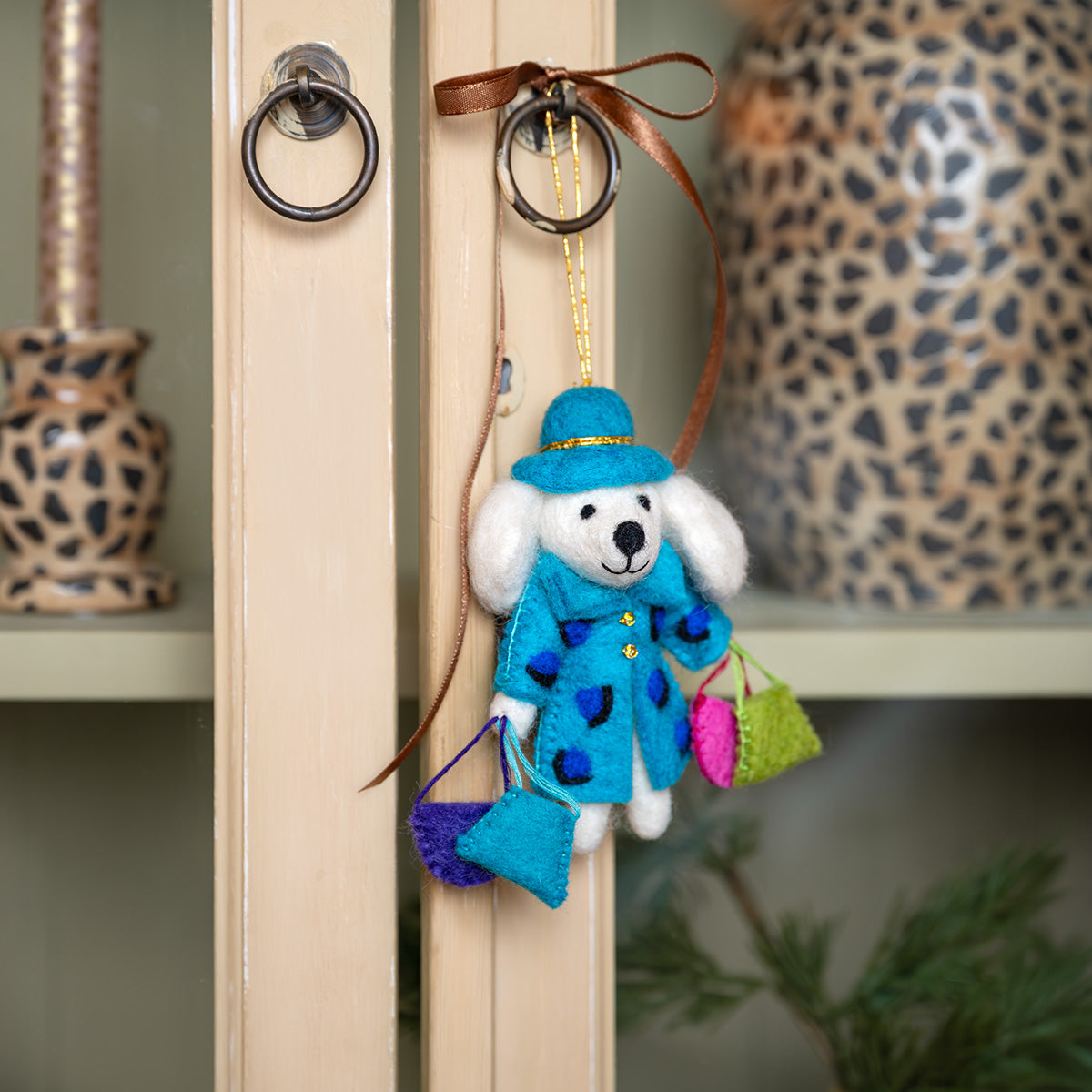Hanger Poedel Shopaholic Turquoise